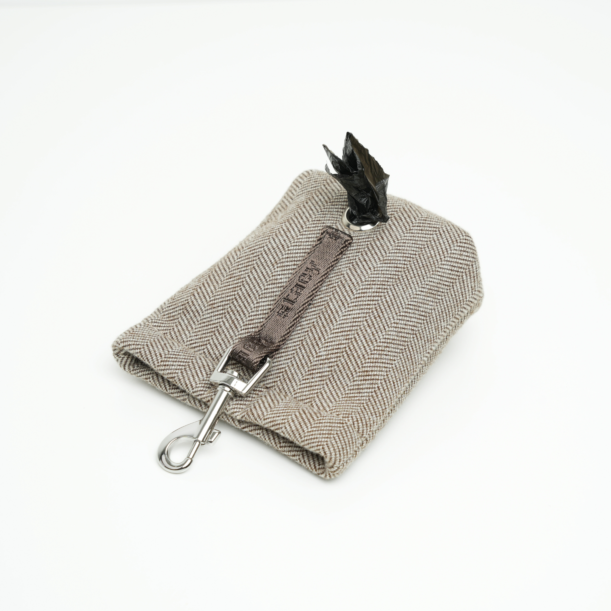 Elma Treat Bag w. Waste Bag Holder | Mocca