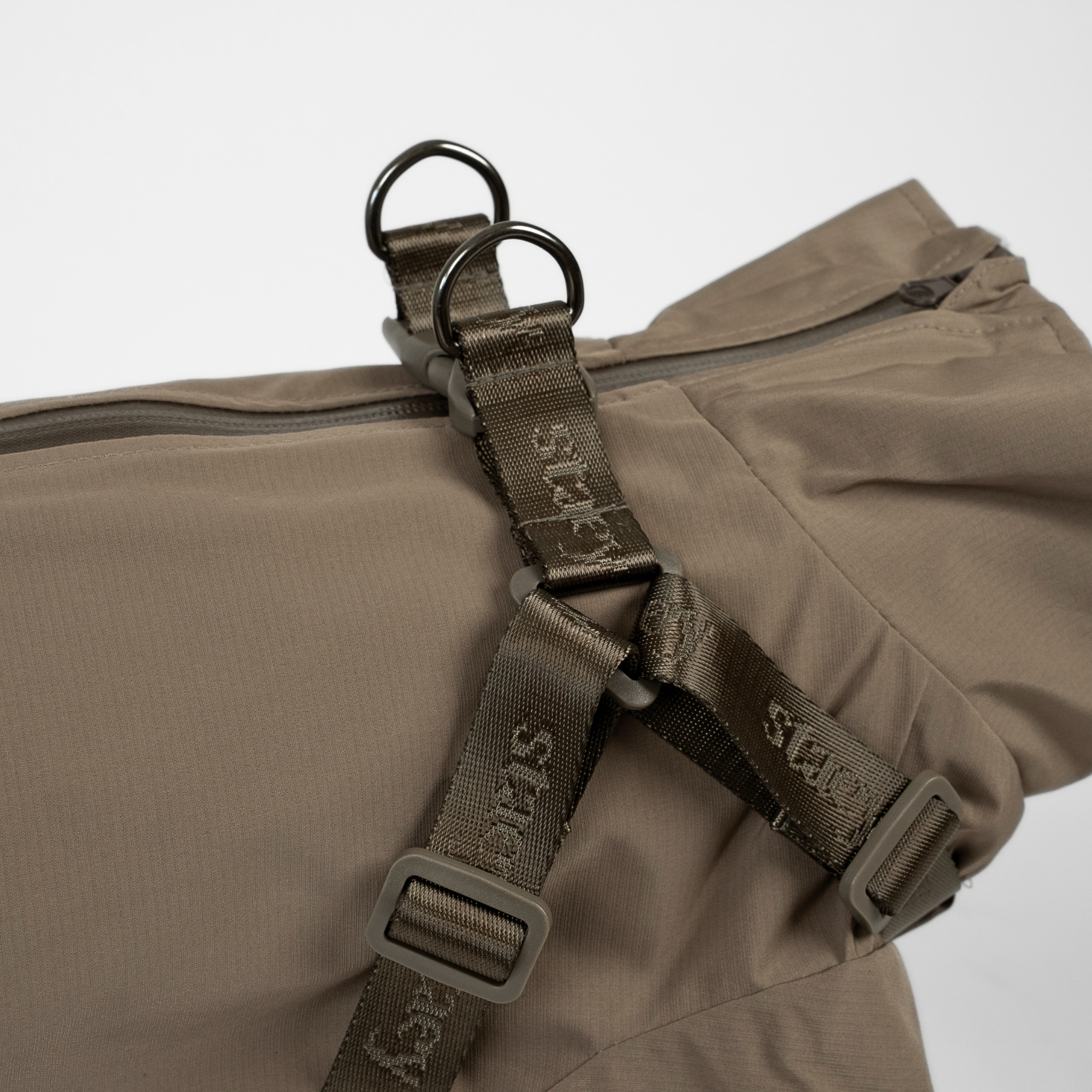 Leva Dog Rain Coat w. Harness | Taupe