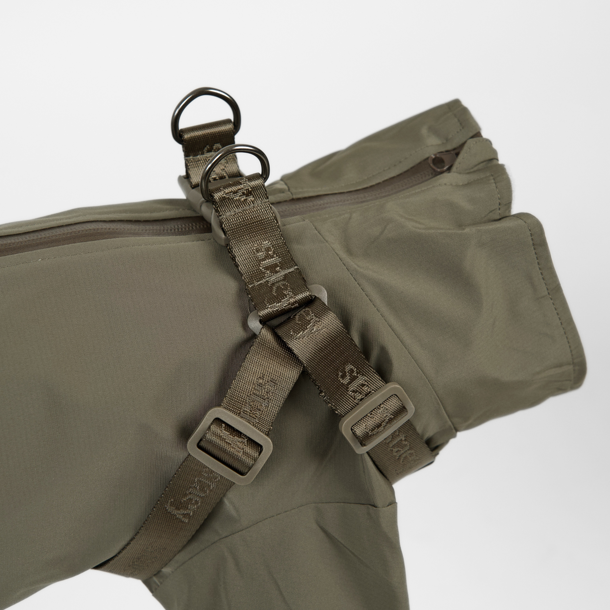 Leva Dog Rain Coat w. Harness | Moss Green