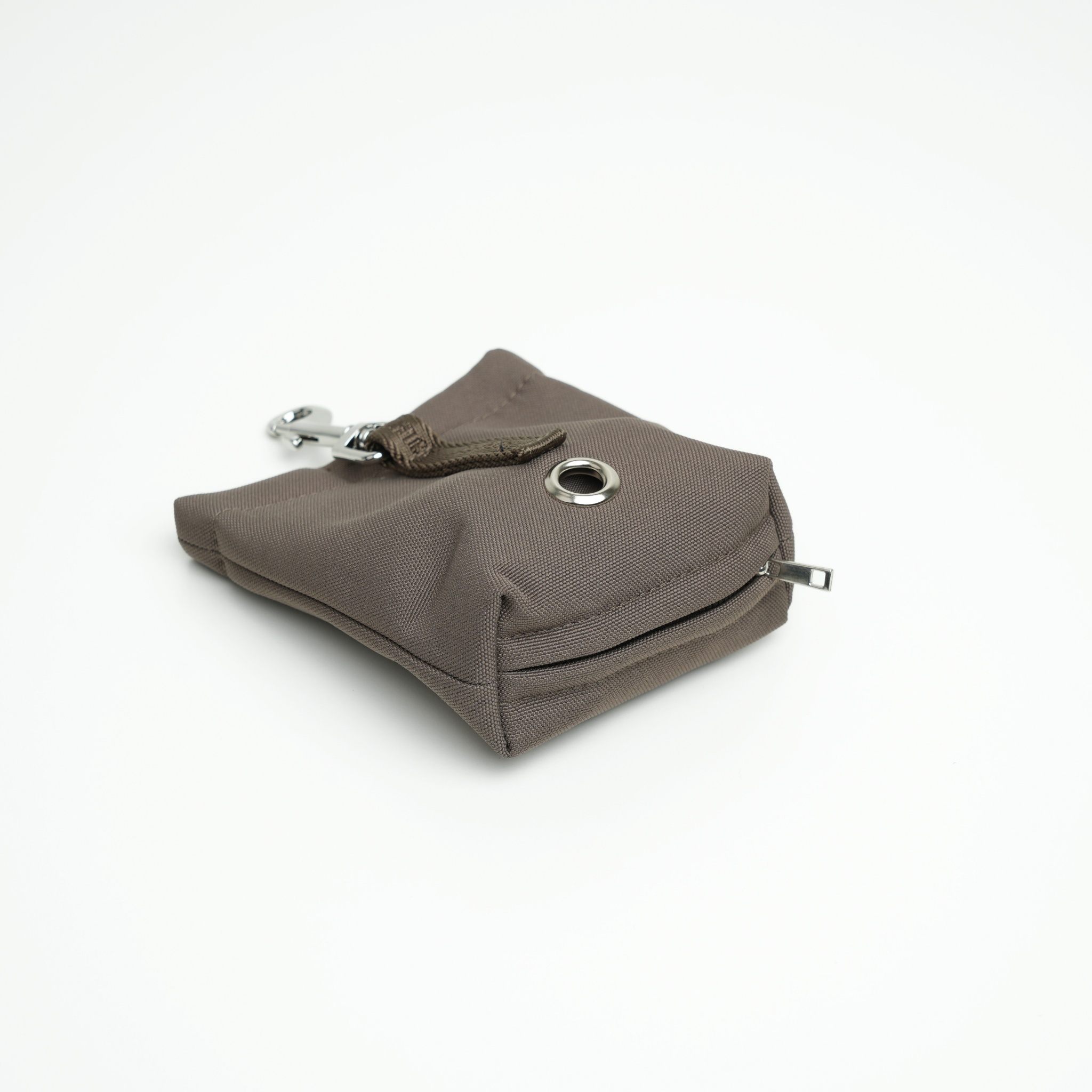 Elma Active Treat Bag w. Waste Bag Holder | Taupe