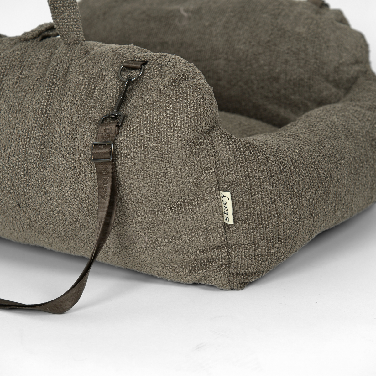 Tova 2-in-1 Hundeautositz XL | Chestnut Bouclé