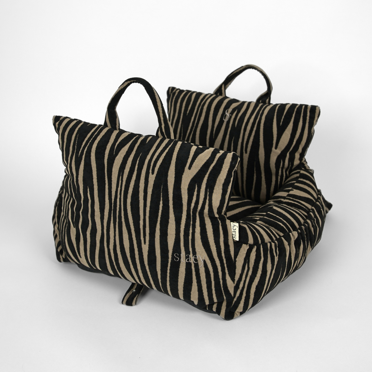 Lara Hundeautositz | Zebra 2.0