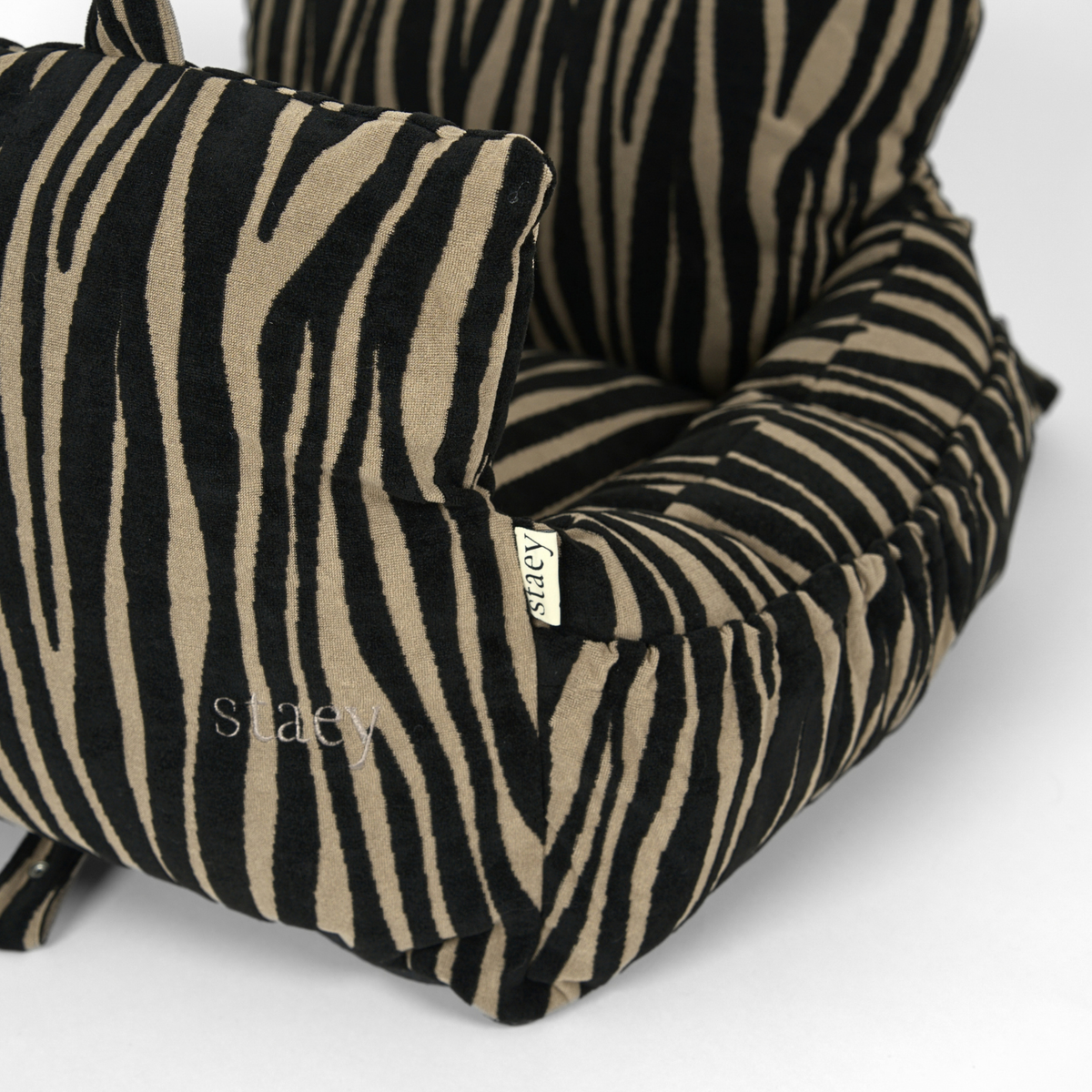 Lara Car Seat | Zebra 2.0